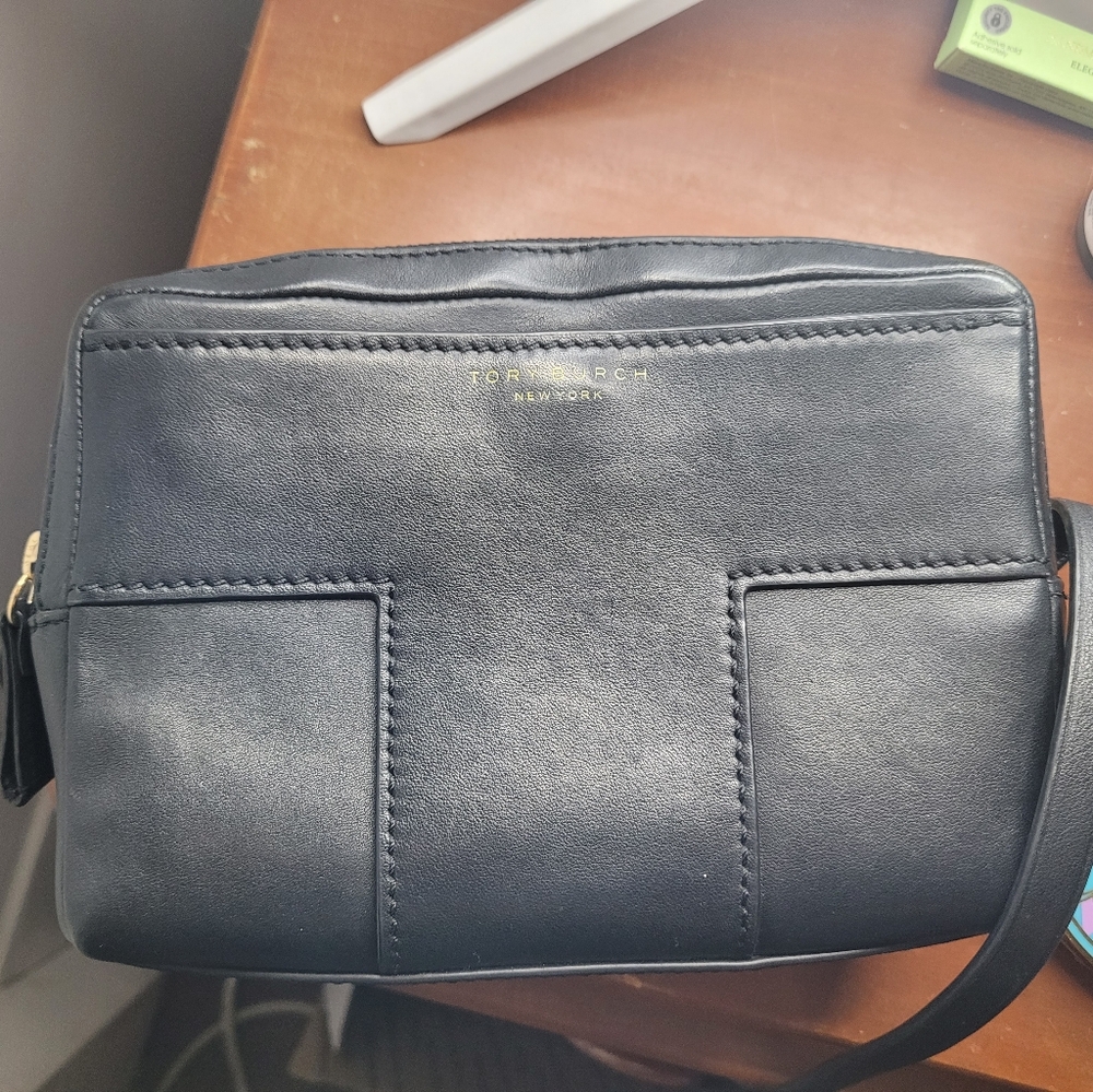 EUC Tory Burch Camera Crossbody Bag
